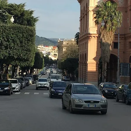 Dimora Salernum Σαλέρνο